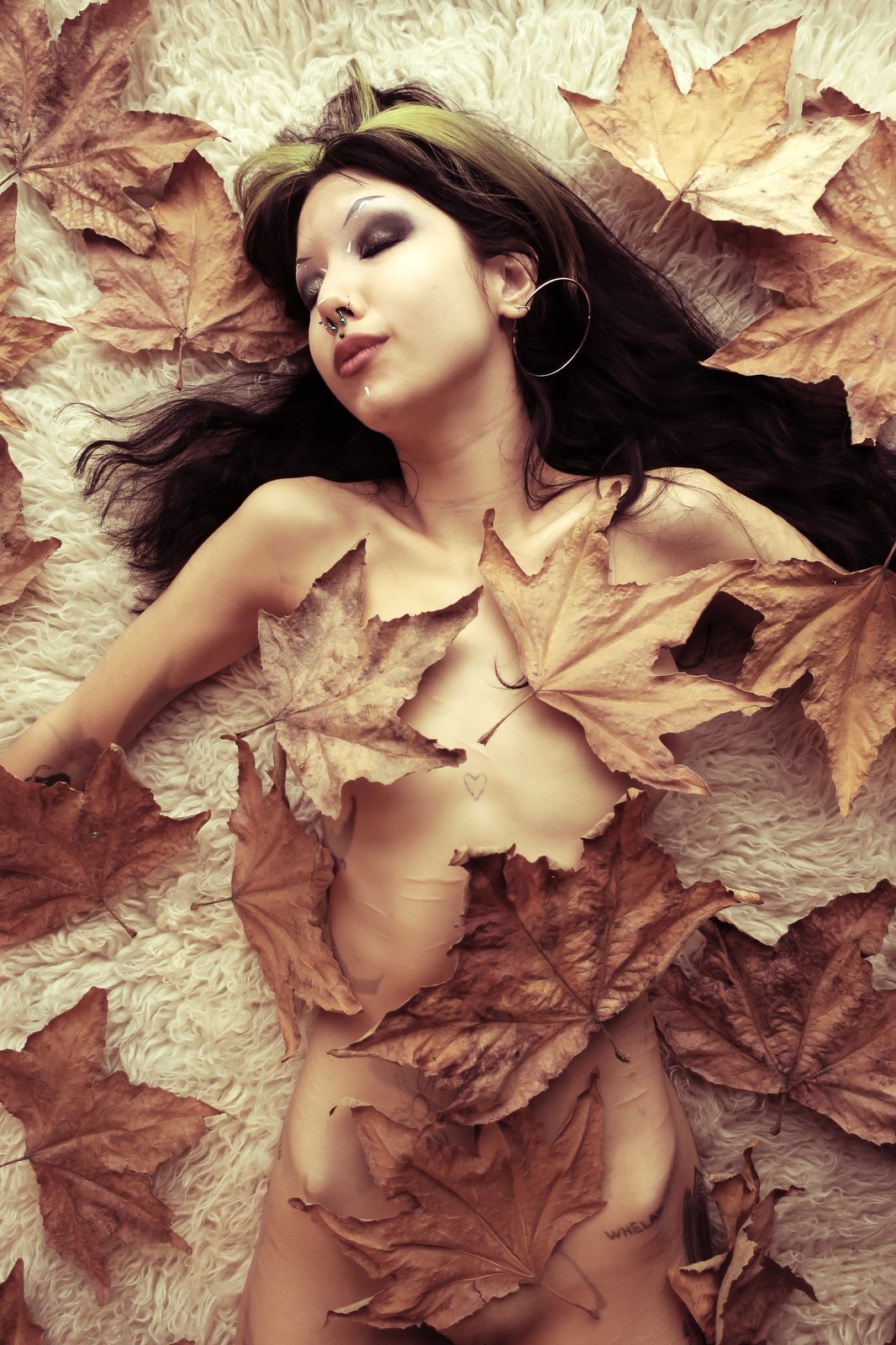 Lemuria and Leaves by @henrydriftwood