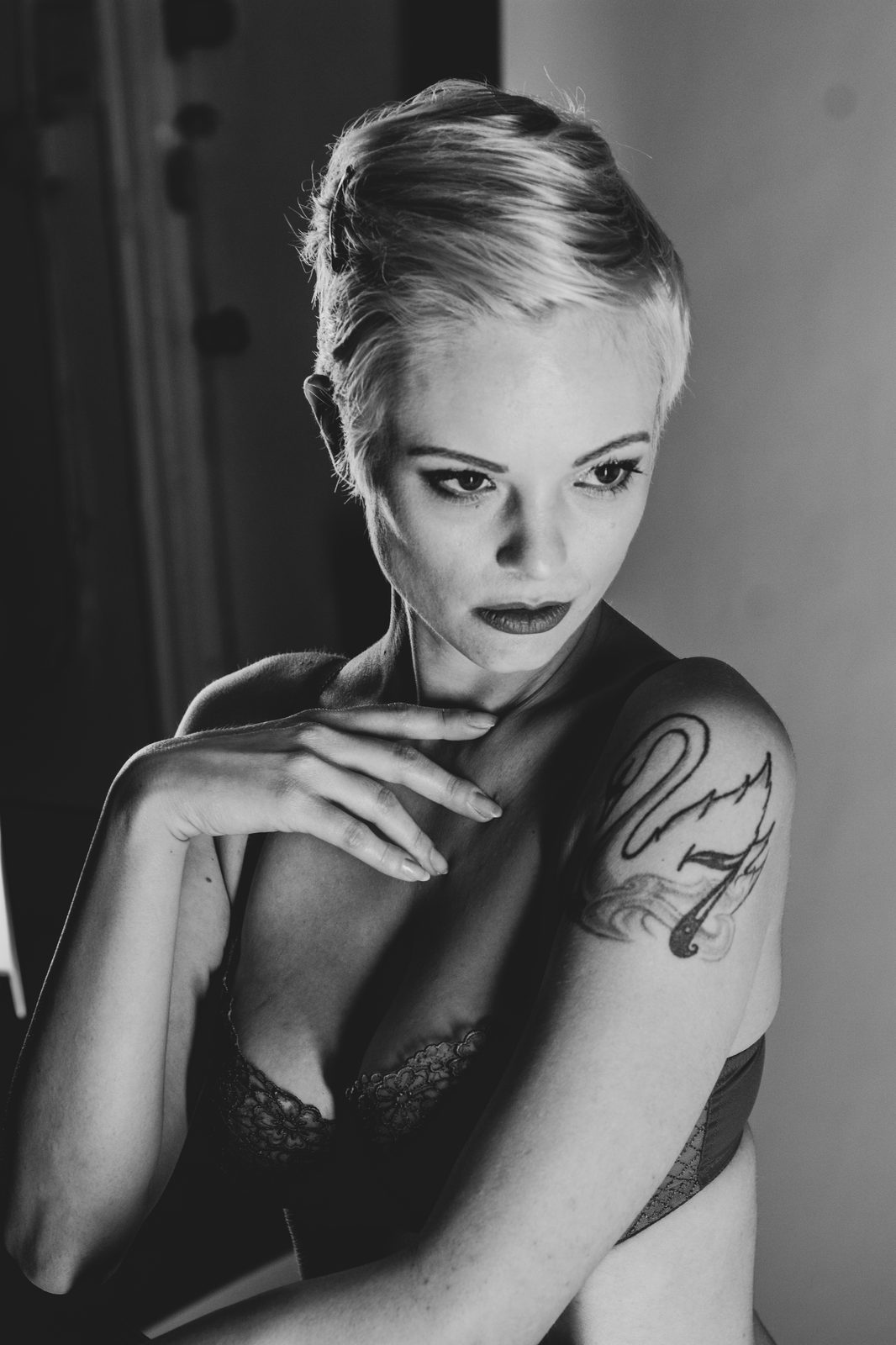 Black and White Portrait by @jcartphoto